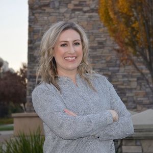 Meet your Posher, Maggie